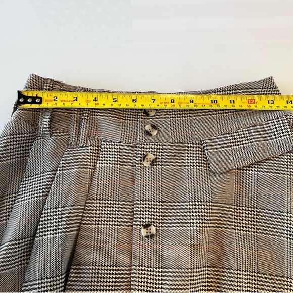 Plaid Button-Front Skirt pleated fall size small - Picture 9 of 10